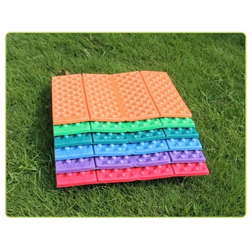 2 PCS Portable Folding Cellular Massage Cushion Outdoors Damp Proof Picnic Seat Mats EVA Pad(Red)