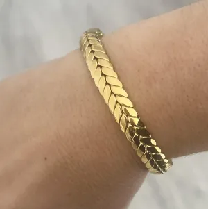 Farah Bangle, Gold Stainless Steel Cuff Bangle, Size Length:  58mm Diameter