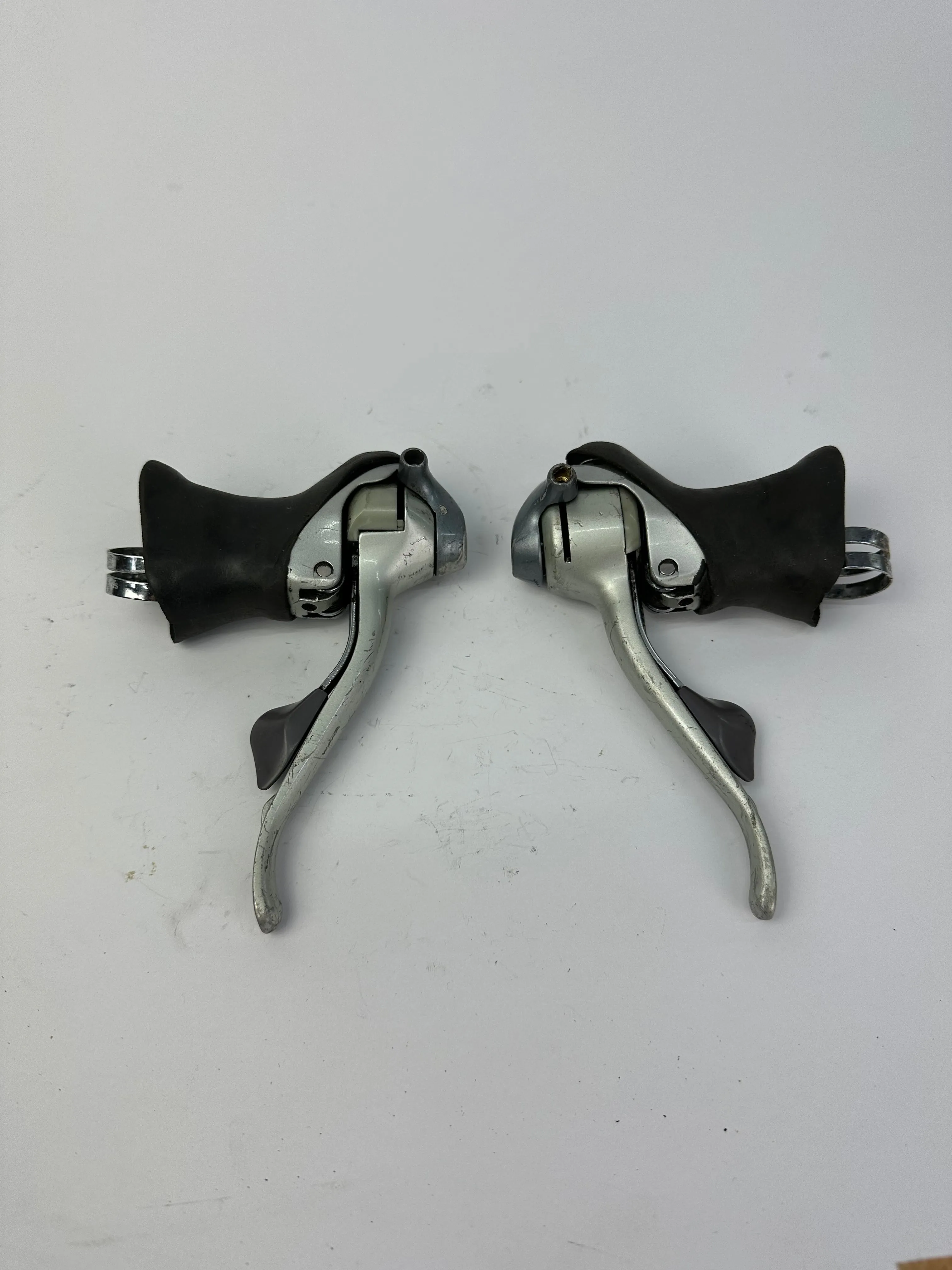 Shimano ST 1055 8/3 shifters