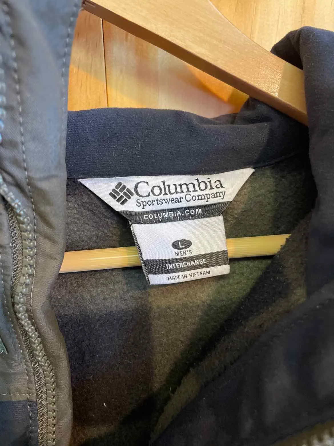 Size Large Columbia Men's Winter Jacket