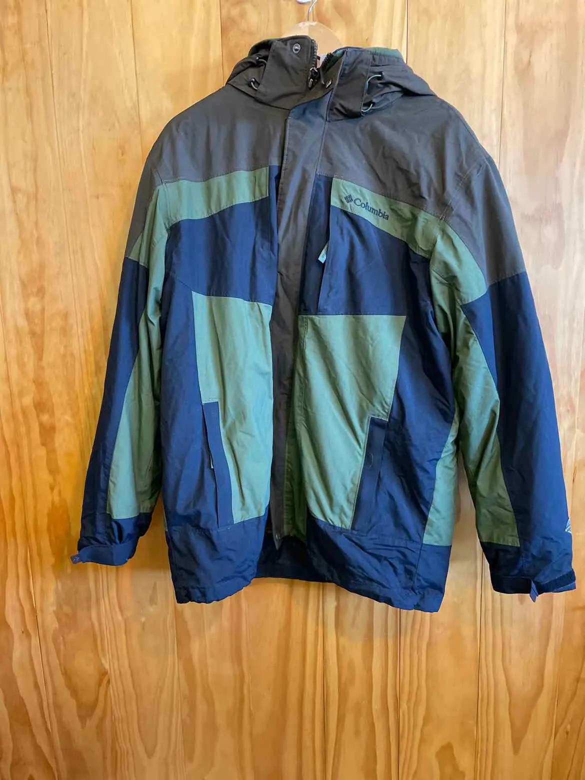 Size Large Columbia Men's Winter Jacket