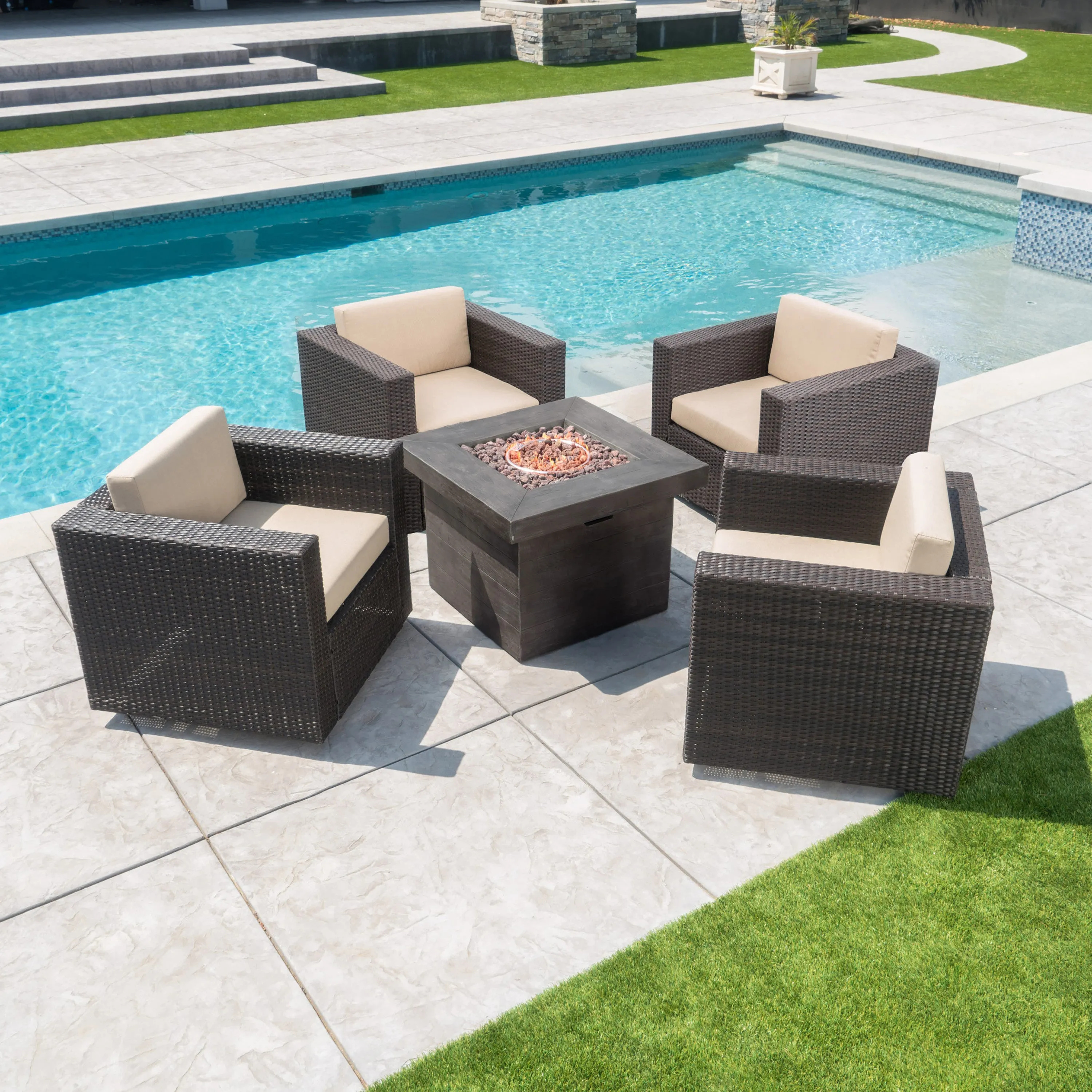 Venice Outdoor 5 Piece Chat Set with Dark Brown Chairs with Fire Pit