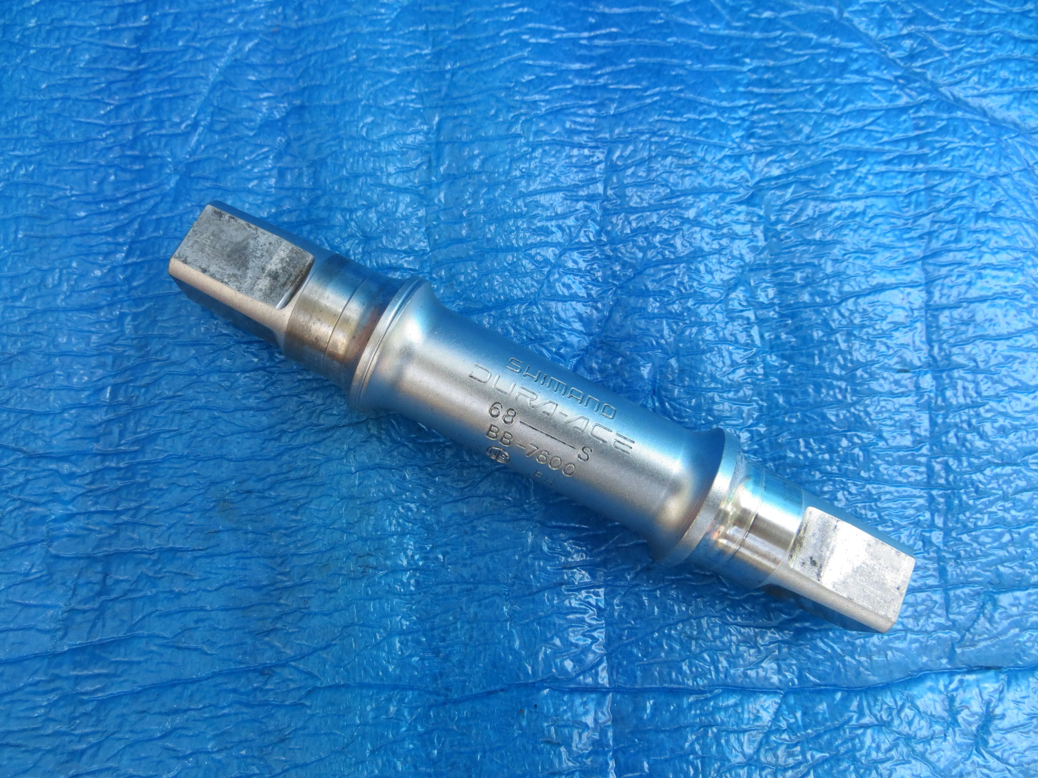 Vintage Shimano Dura Ace NJS Approved BB-7600 Track Bottom Bracket Spindle 68-109mm (24062203)